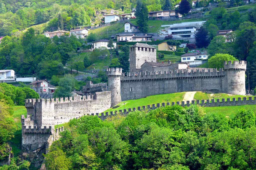 Замок Монтебелло (Castello di Montebello)